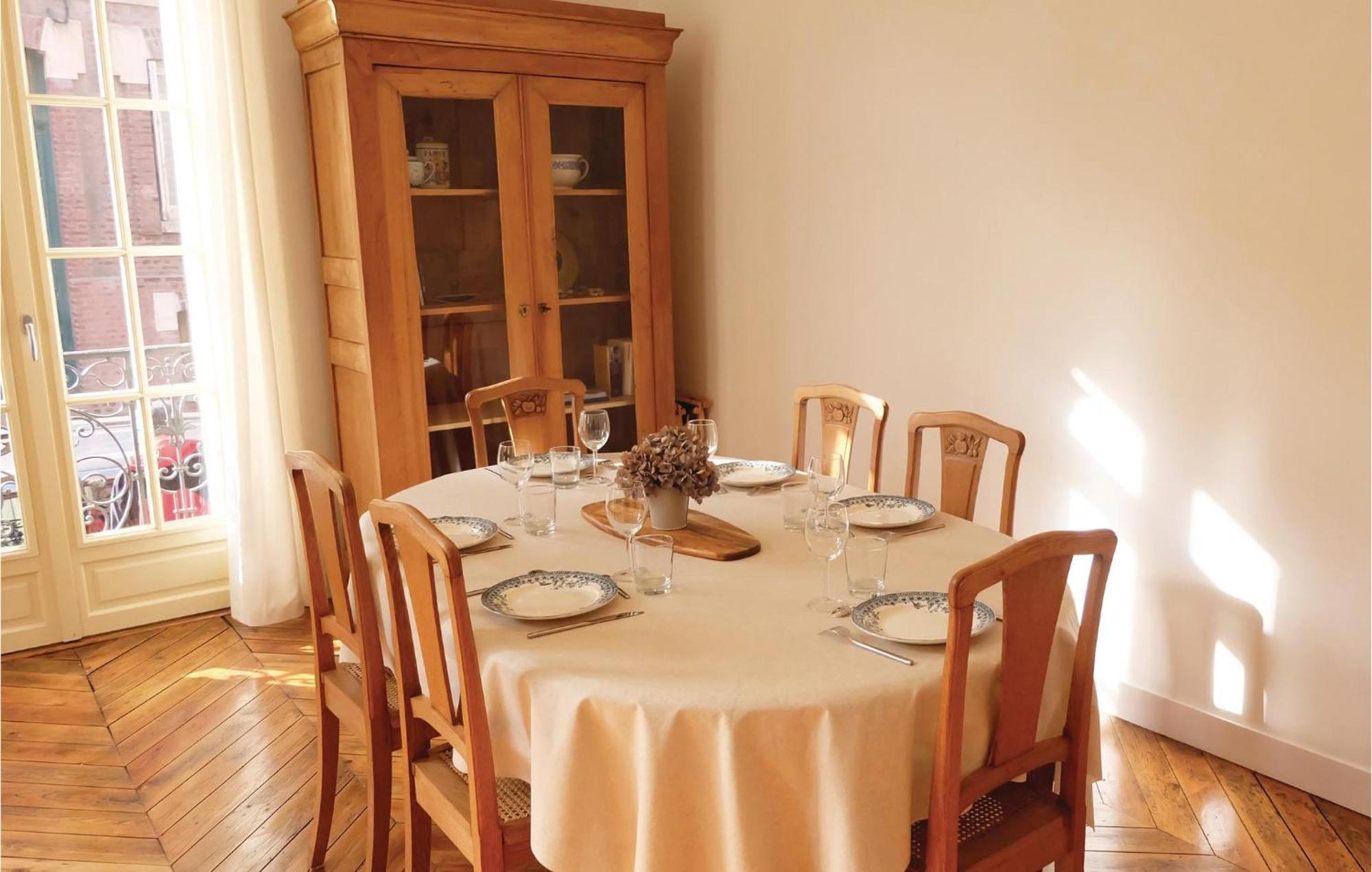 2 Bedroom Awesome Apartment In Mers-Les-Bains Exterior photo